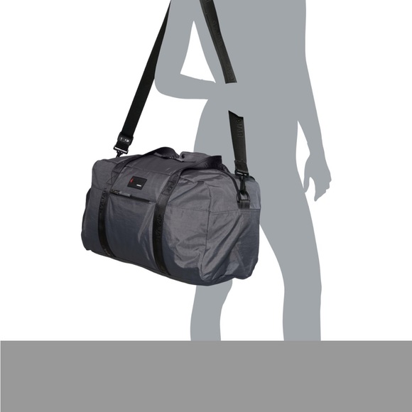 Pajar Canada Duffle Bag - Brand New With Tags!! - Picture 3 of 5